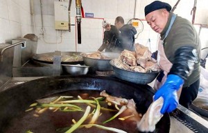 喜迎中国年 | 晋源“八碟八碗”：享团圆家宴 品幸福年味